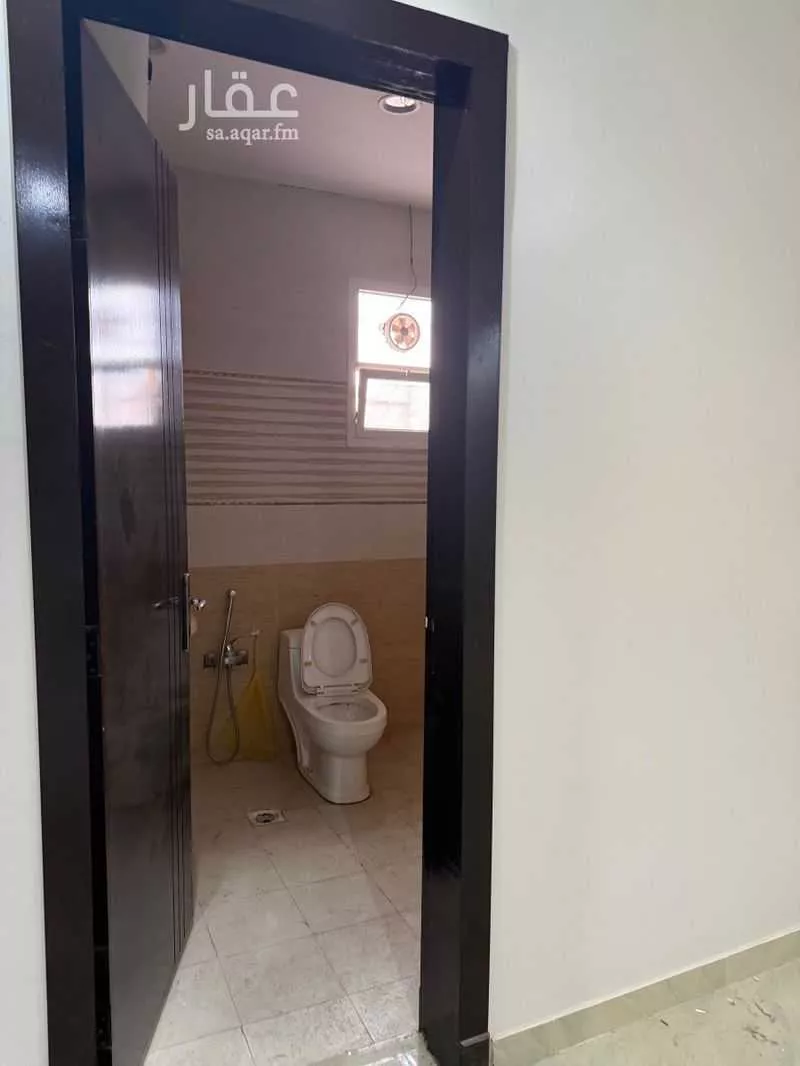 7 bedroom floor in Okaz 13