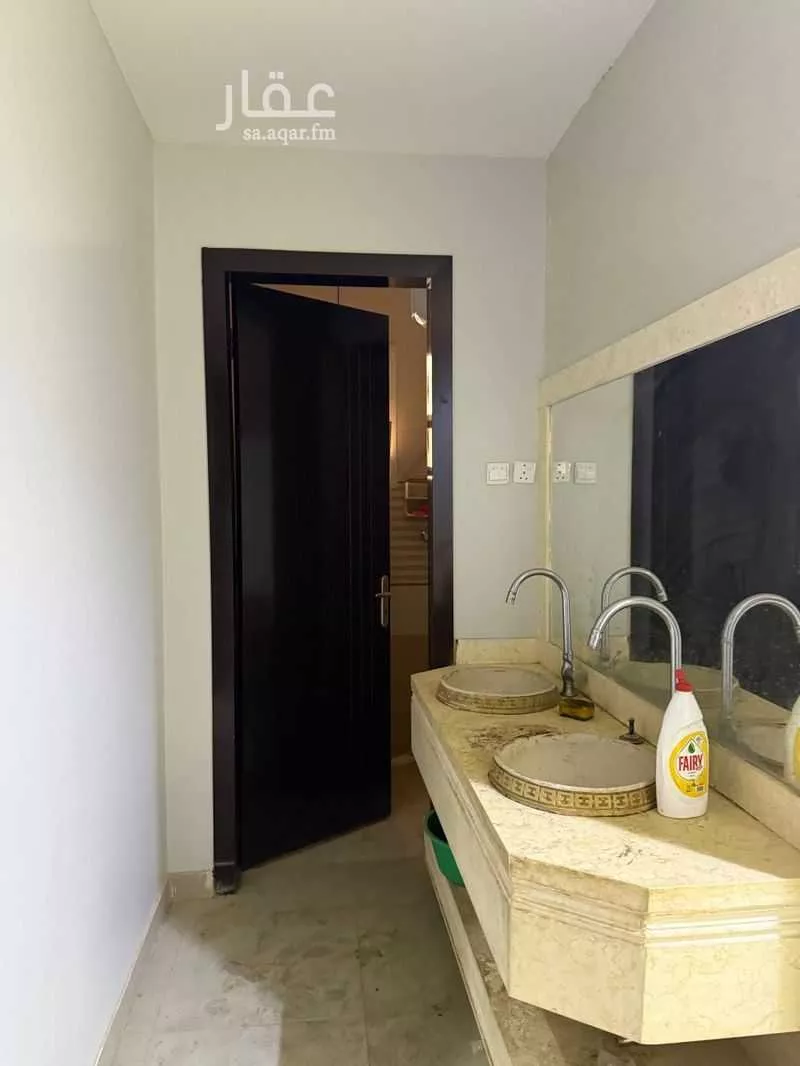 7 bedroom floor in Okaz 9