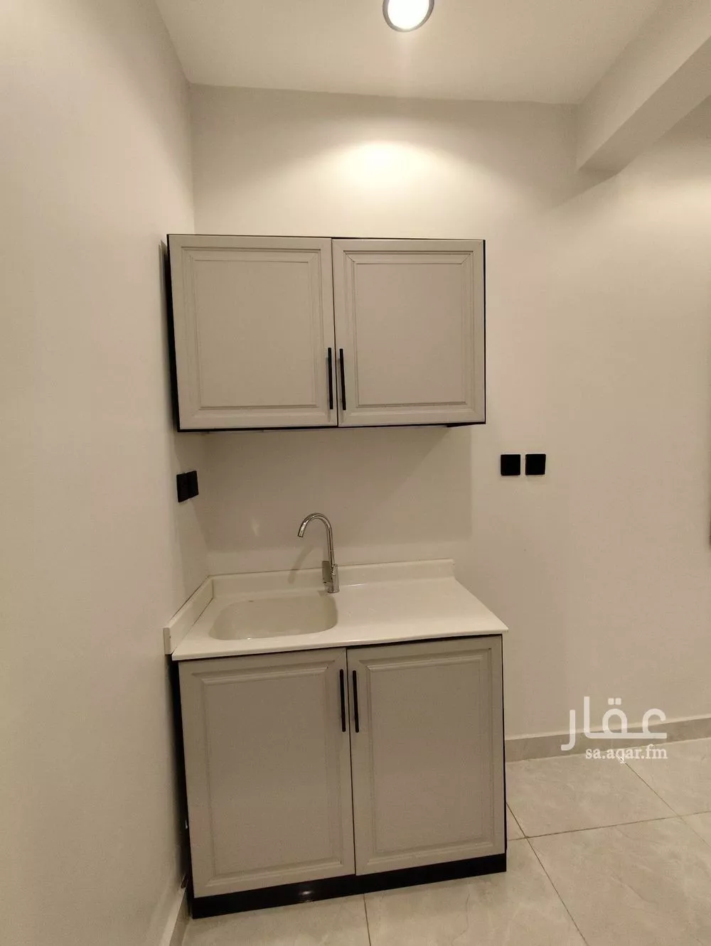 1 bedroom apartment in Al Falah 3
