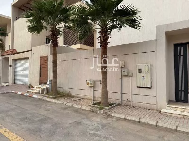 5 bedroom villa in Al Hada, Riyadh 9