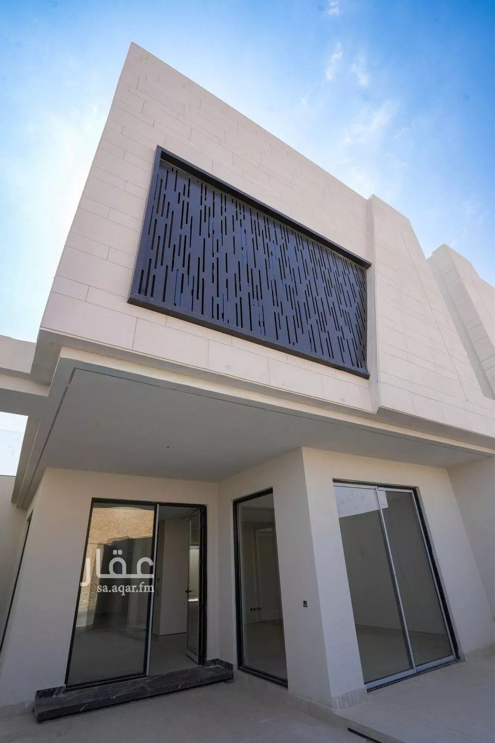 5 bedroom villa in Al Narjis 2