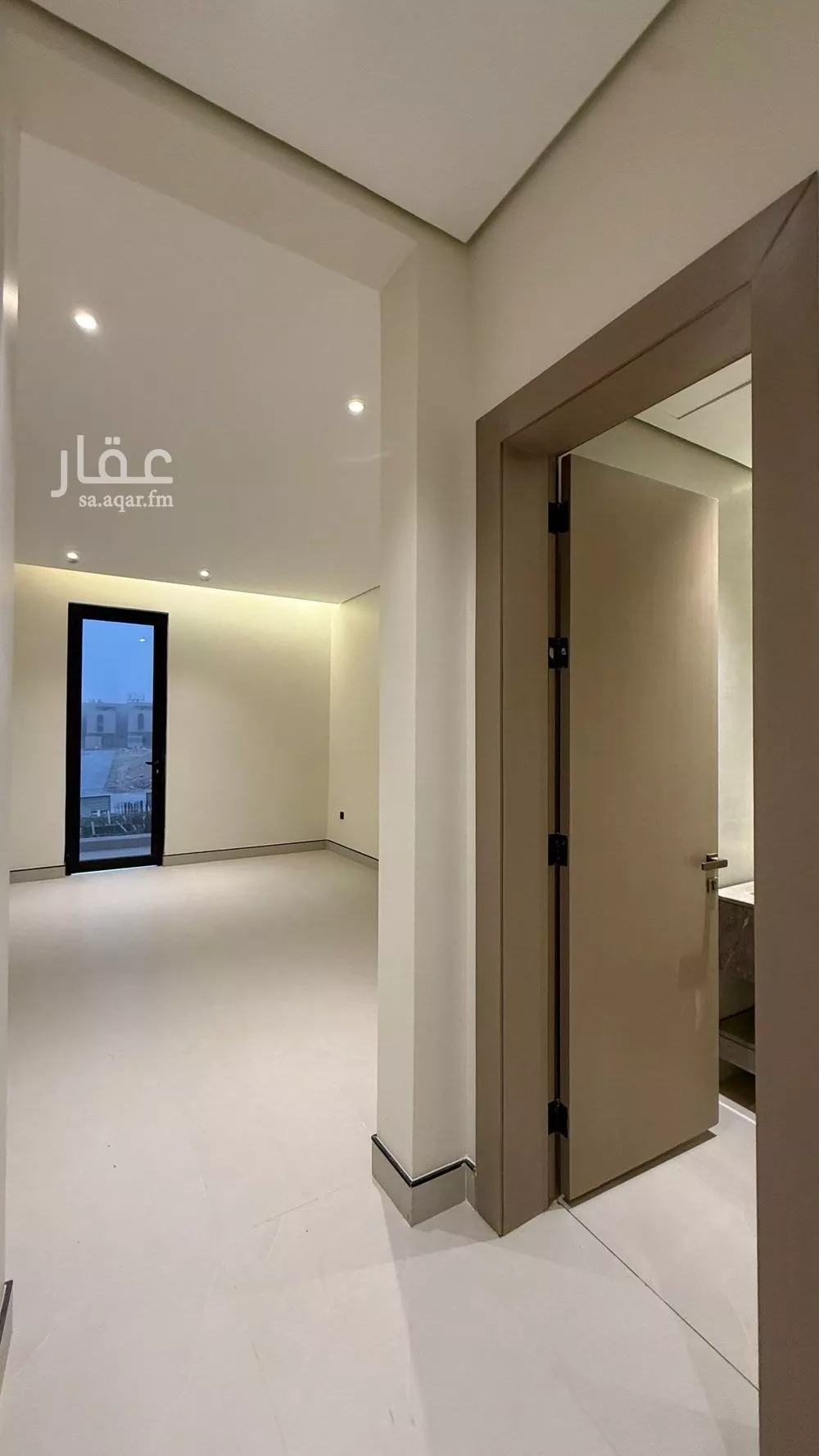 5 bedroom villa in Al Narjis 5