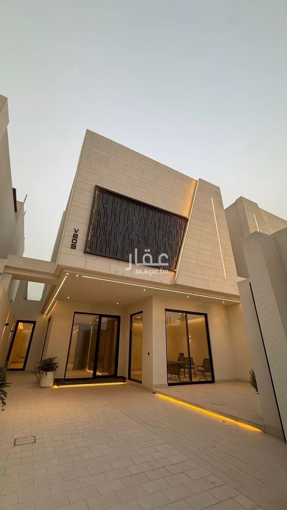 5 bedroom villa in Al Narjis 7