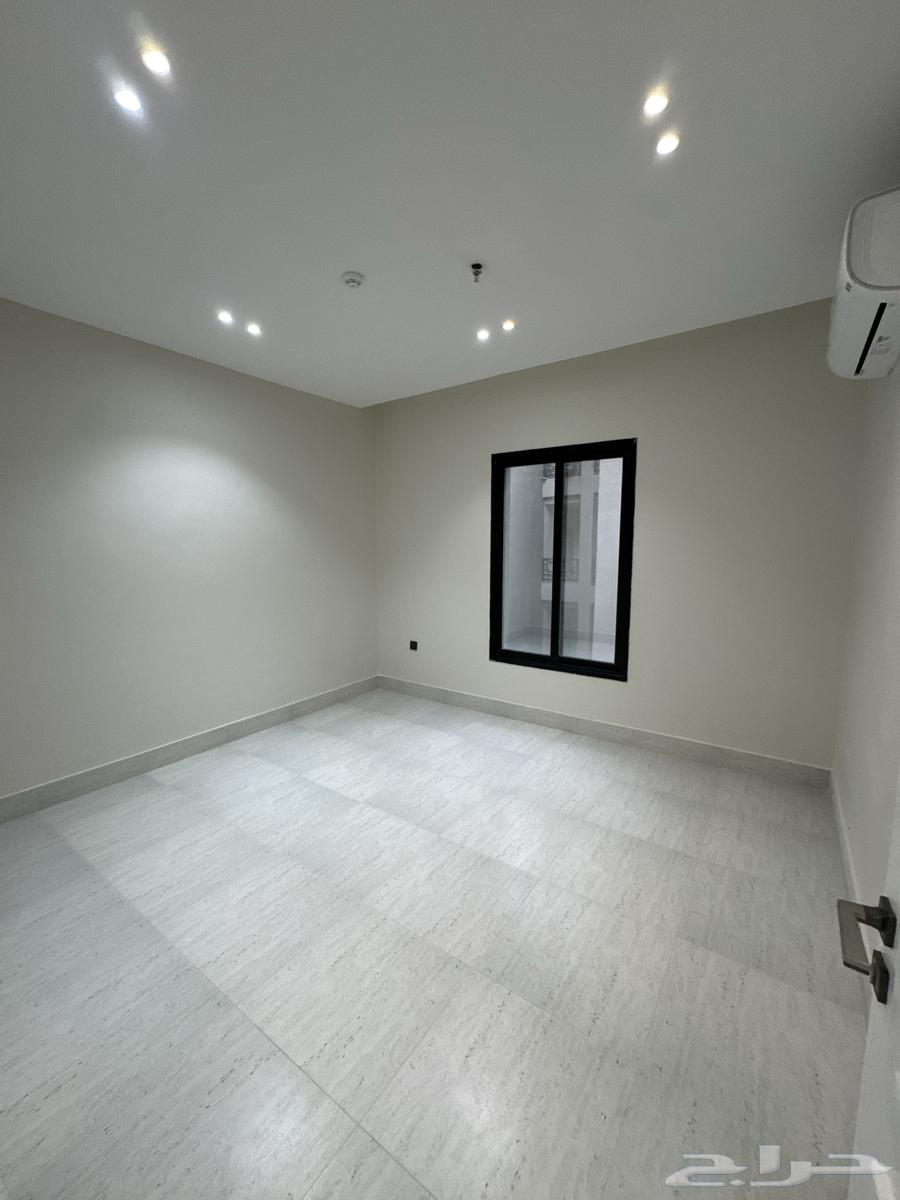 4 bedroom apartment in Al Hamra, Eastern Province 16
