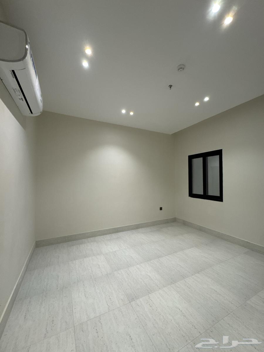 4 bedroom apartment in Al Hamra, Eastern Province 18