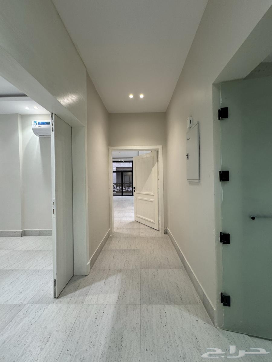 4 bedroom apartment in Al Hamra, Eastern Province 4