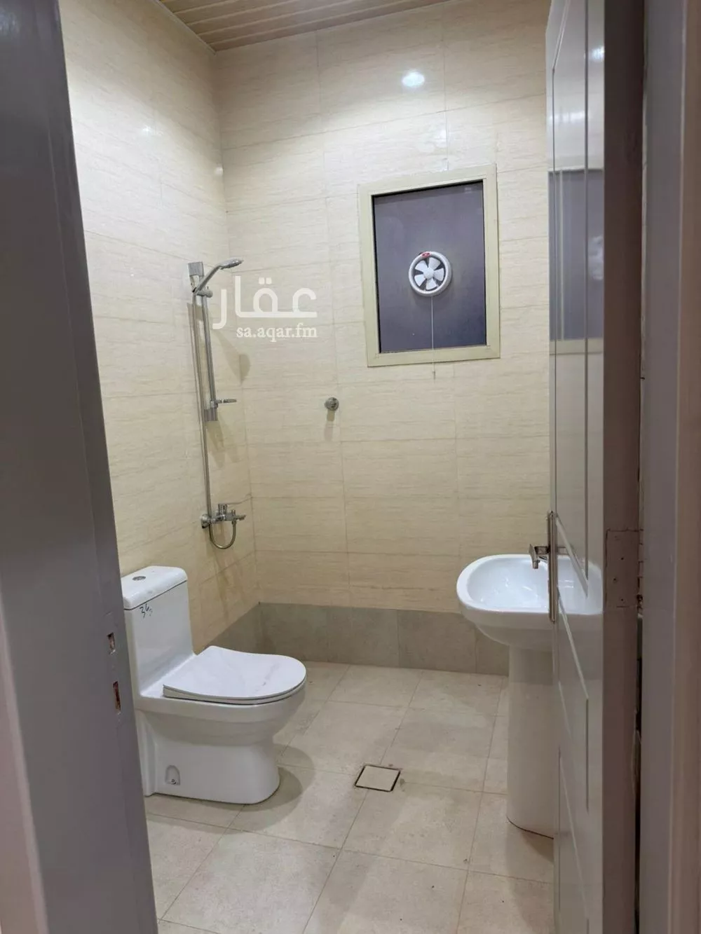 3 bedroom apartment in Al Yarmouk 2