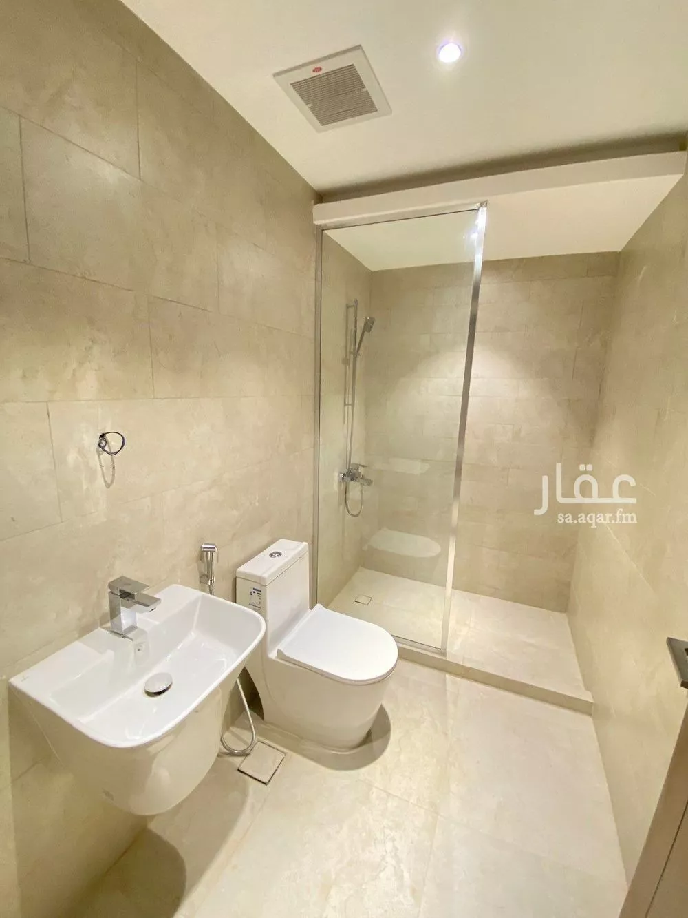 4 bedroom apartment in Al Hazm, Riyadh 15