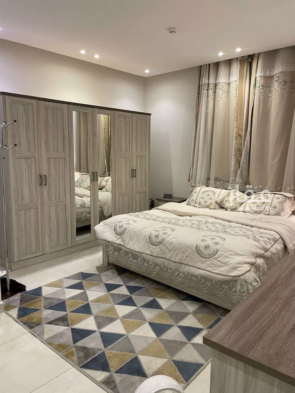 5 bedroom apartment in Al Yasmin 11