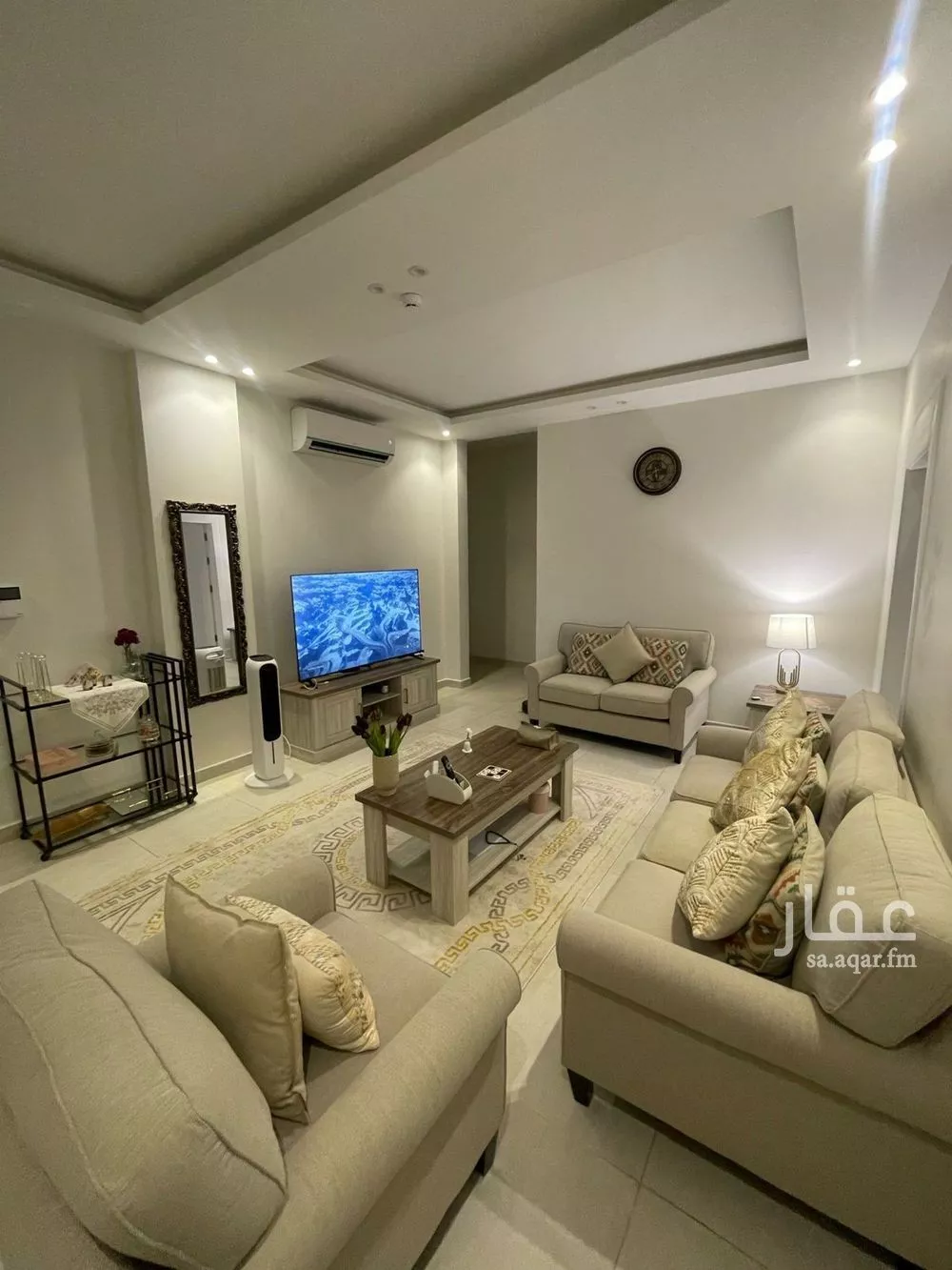 5 bedroom apartment in Al Yasmin 12