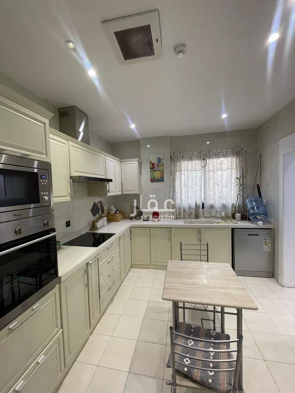 5 bedroom apartment in Al Yasmin 7
