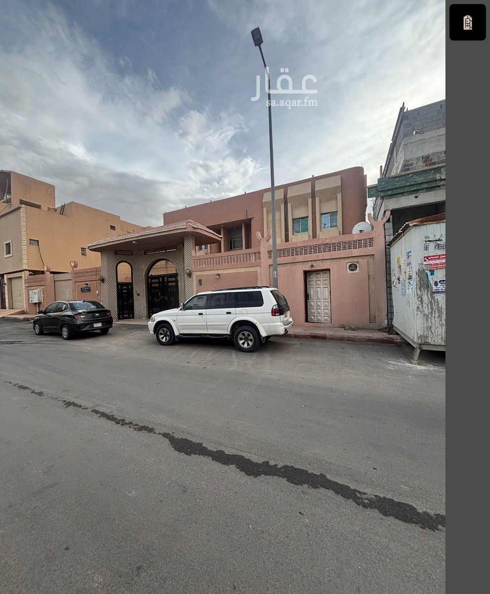 5 bedroom villa in Al Fayha, Riyadh 3
