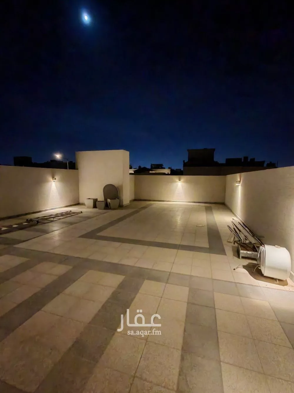 فيلا 4 غرف في العارض 27