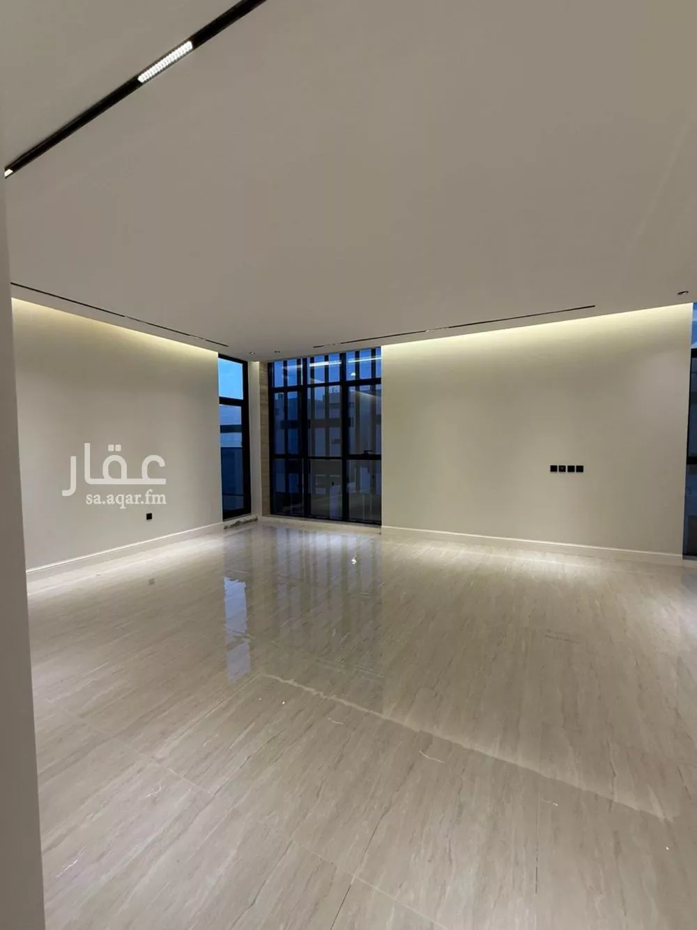 فيلا 5 غرف في النرجس 9