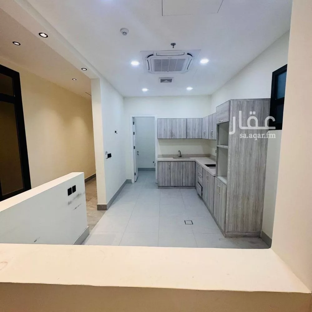 4 bedroom apartment in Al Sahafah, Riyadh 4