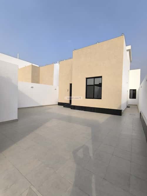 6 bedroom villa in Al Wafa 2