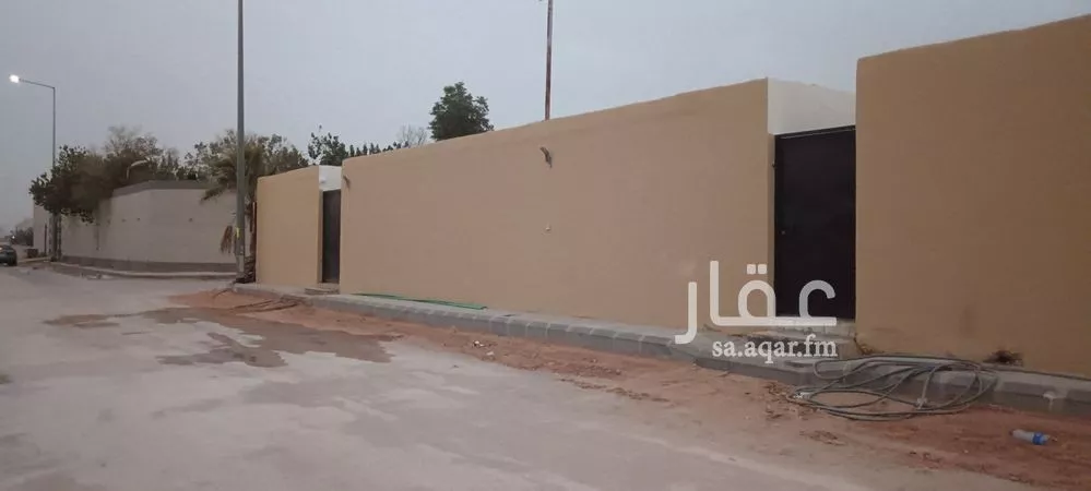 3000 sqm building in Riyadh 2