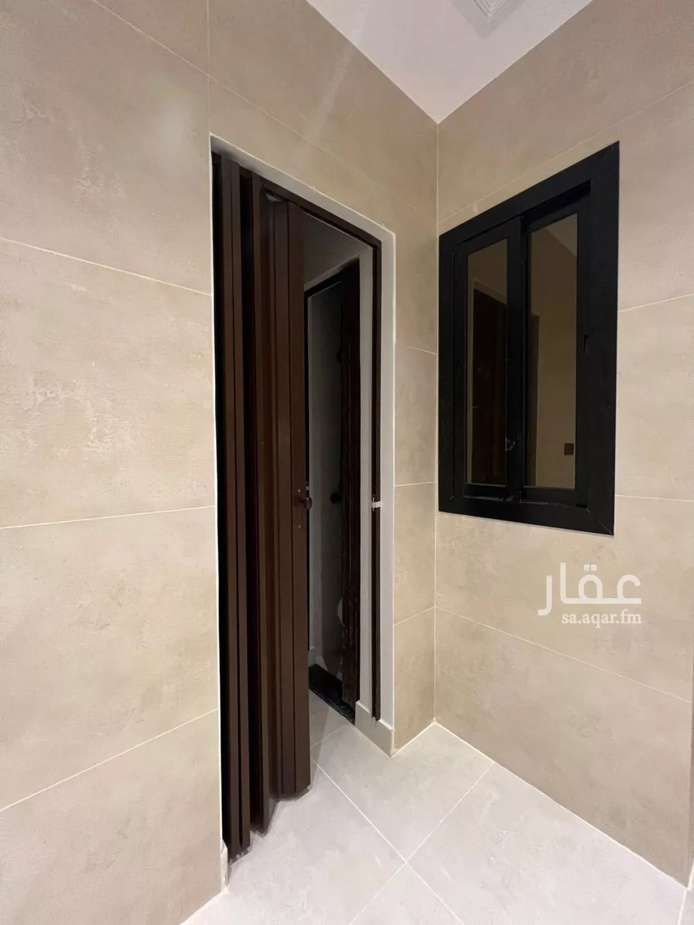 5 bedroom apartment in Al Rabwa 9