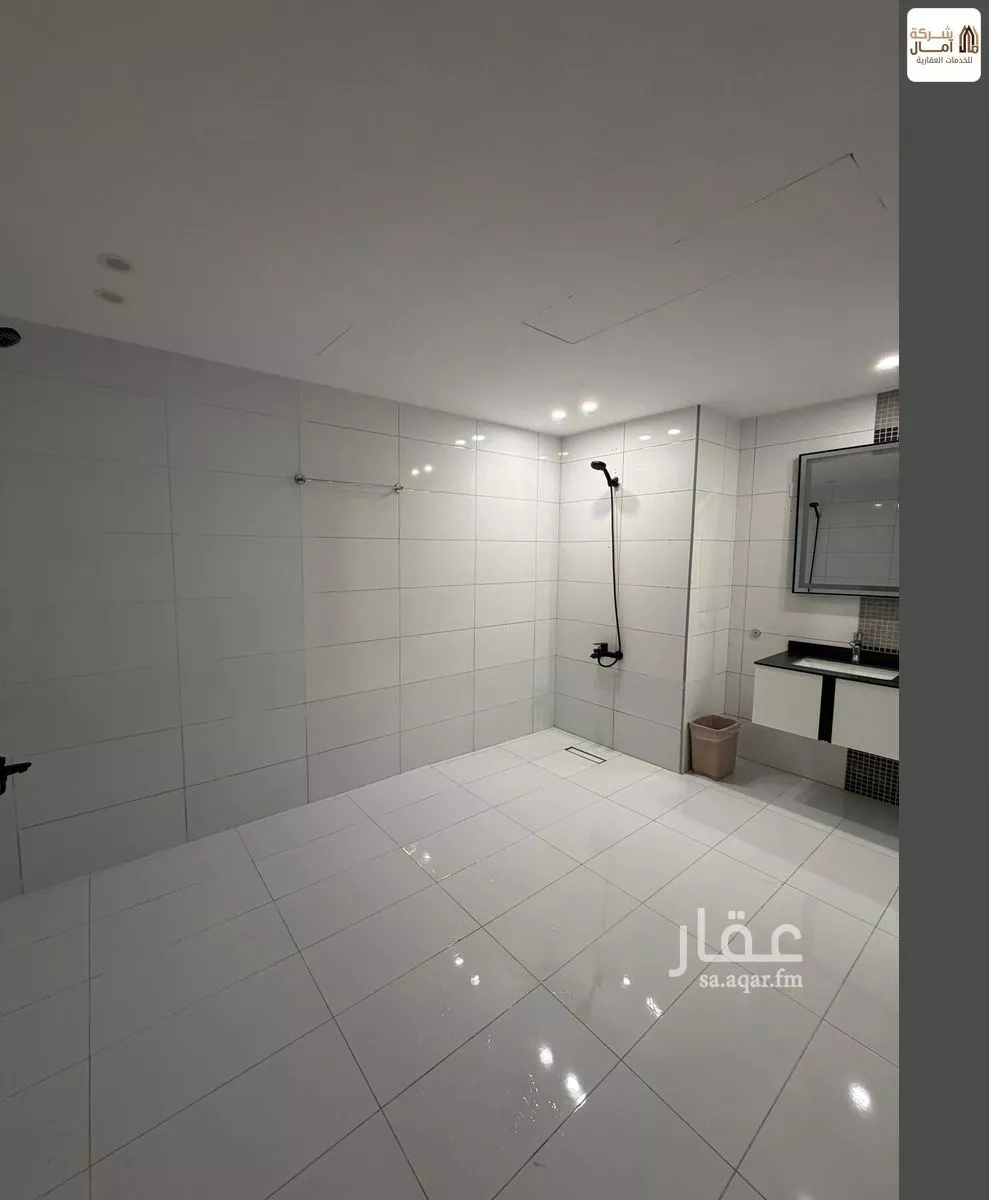 شقة 4 غرف في الشاطئ 5