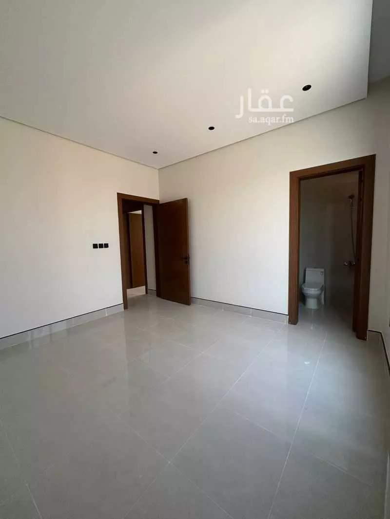 6 bedroom villa in Ash Sharq 9