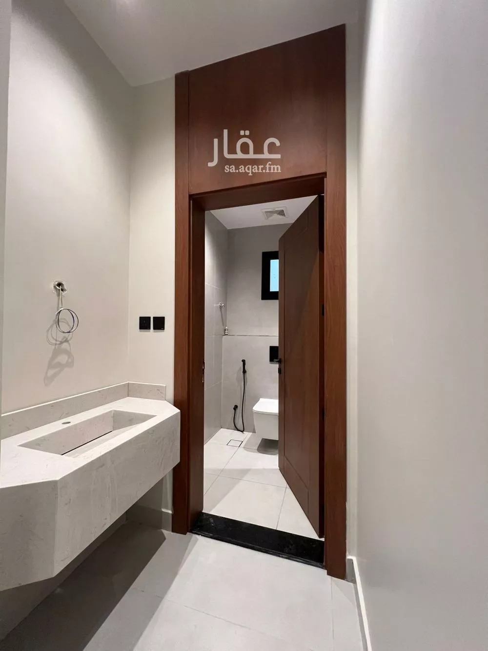6 bedroom apartment in Al Nuzhah 3