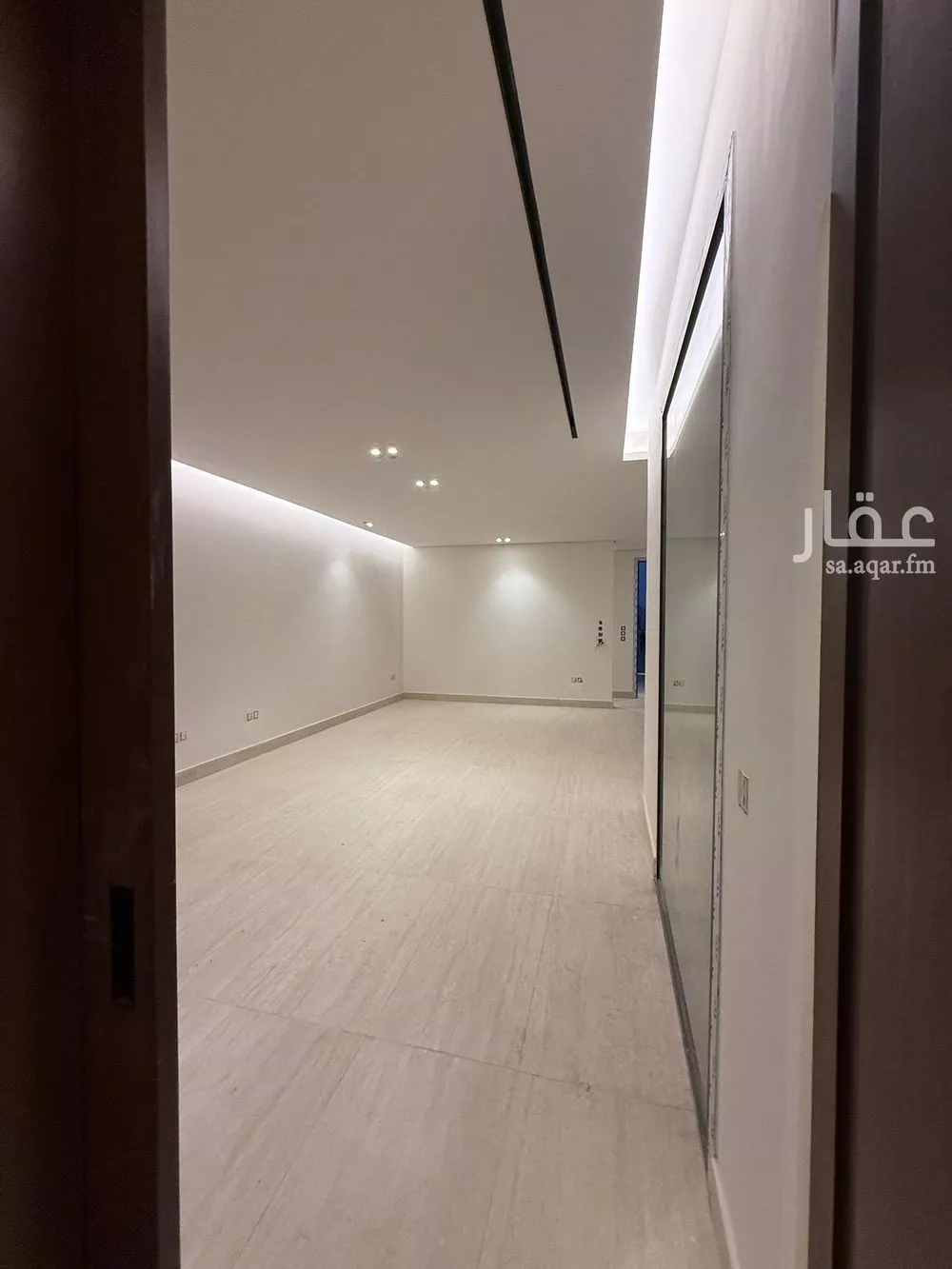 فيلا 7 غرف في النرجس 5