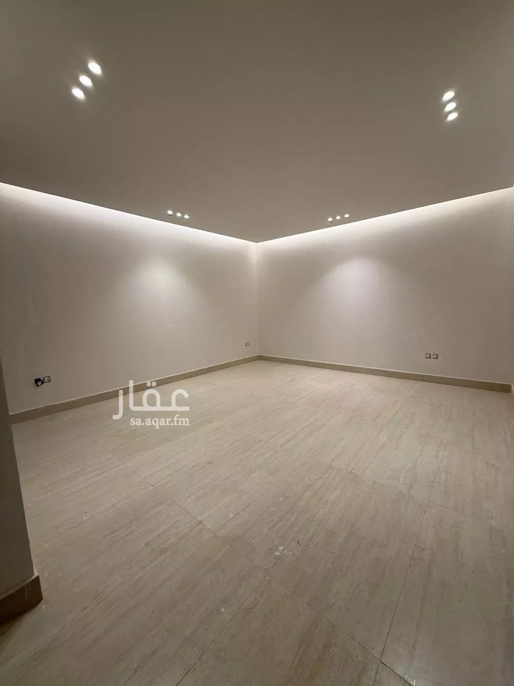 فيلا 7 غرف في النرجس 6