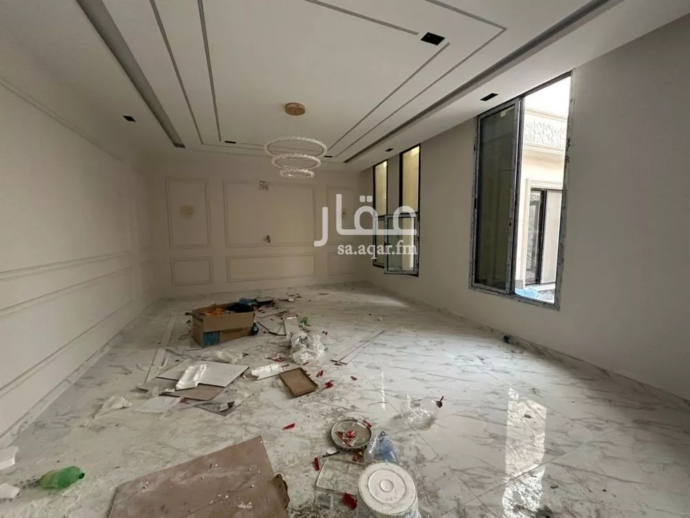 فيلا 7 غرف في الشراع 9