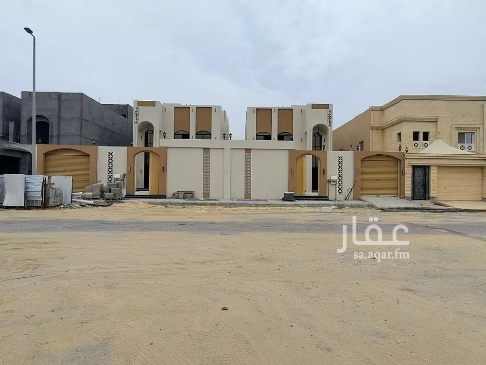 8 bedroom villa in Al Lulu 2