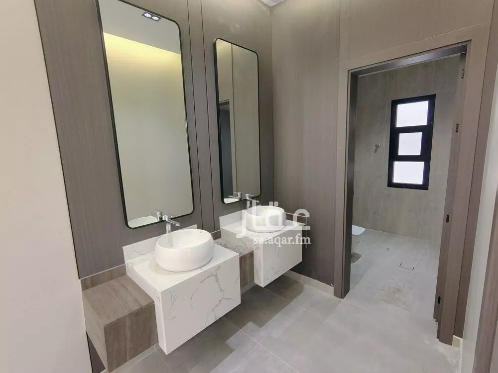 8 bedroom villa in Al Lulu 8