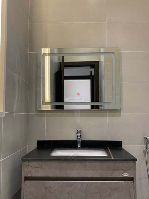 5 bedroom apartment in Muraykh 2