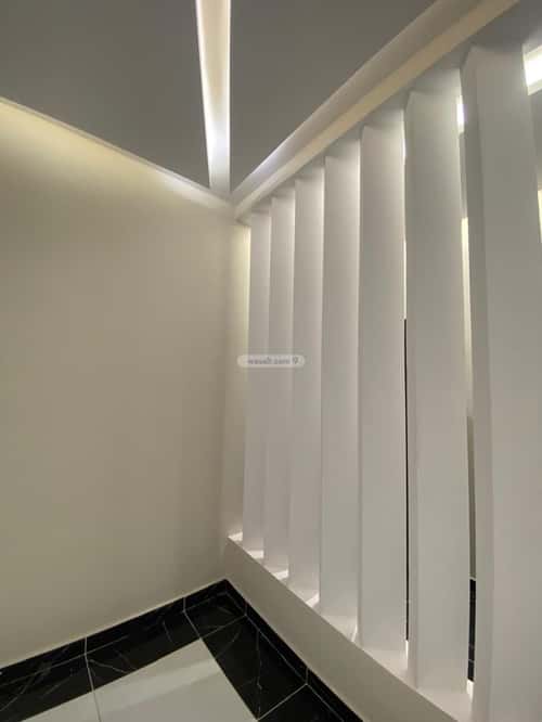 5 bedroom apartment in Muraykh 5