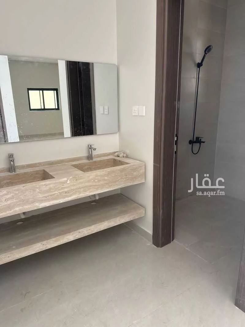 فيلا 7 غرف في المطار 9