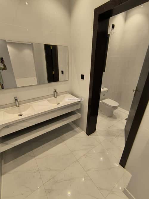 5 bedroom villa in Al Wafa 7