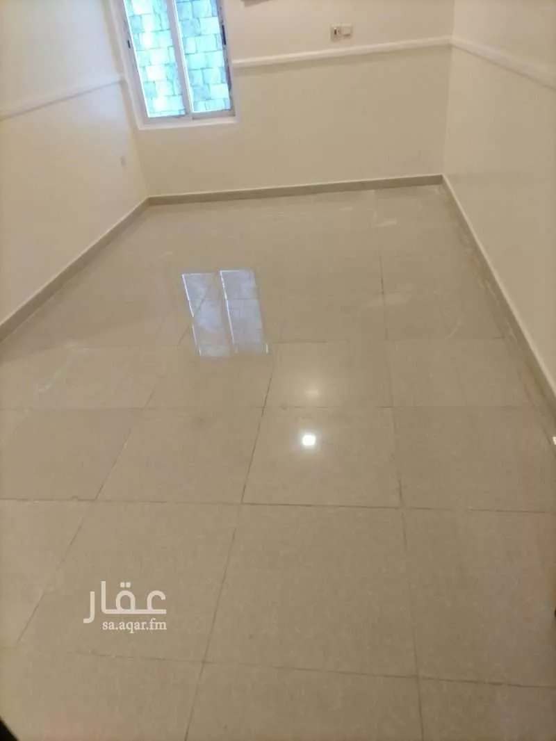 400 sqm building in Al Iskan 11