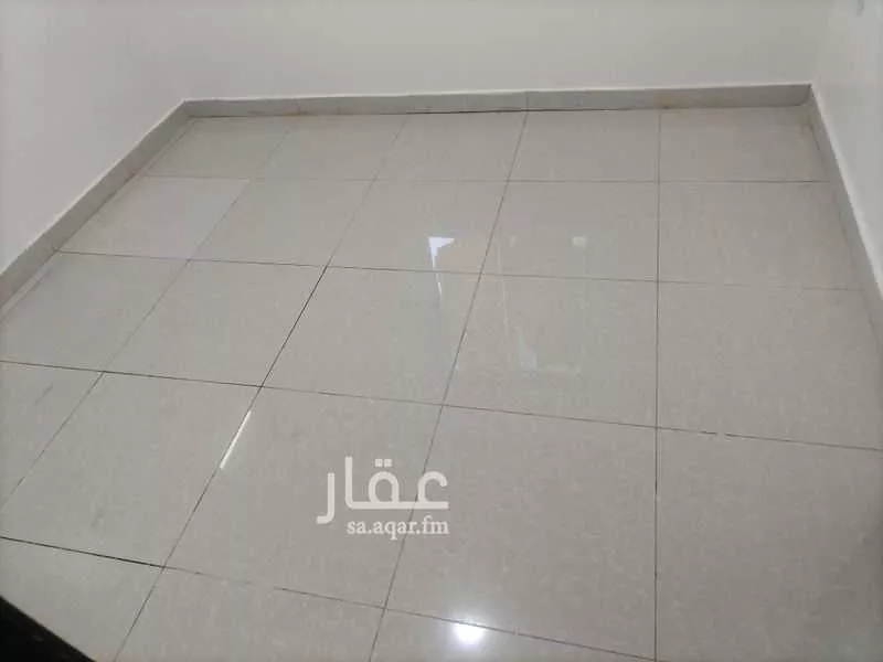 400 sqm building in Al Iskan 13