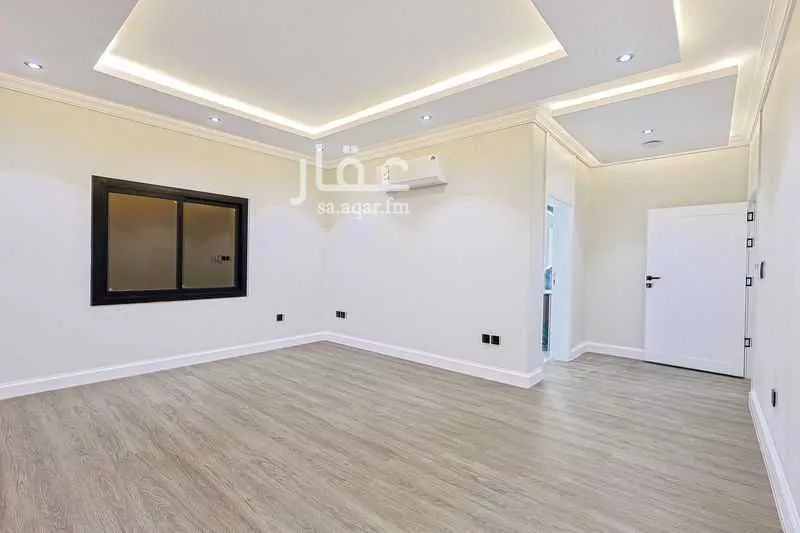 5 bedroom floor in King Fahd 3