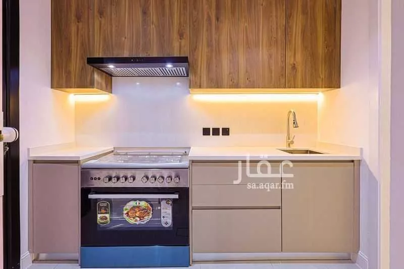 5 bedroom floor in King Fahd 25