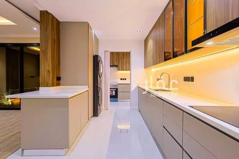 5 bedroom floor in King Fahd 9