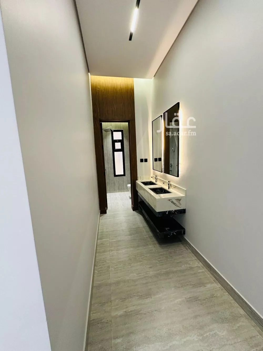 3 bedroom floor in Al Khaleej 10