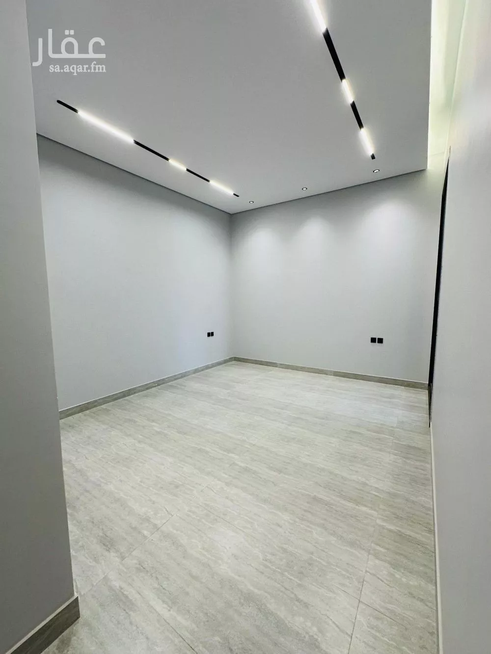 3 bedroom floor in Al Khaleej 18