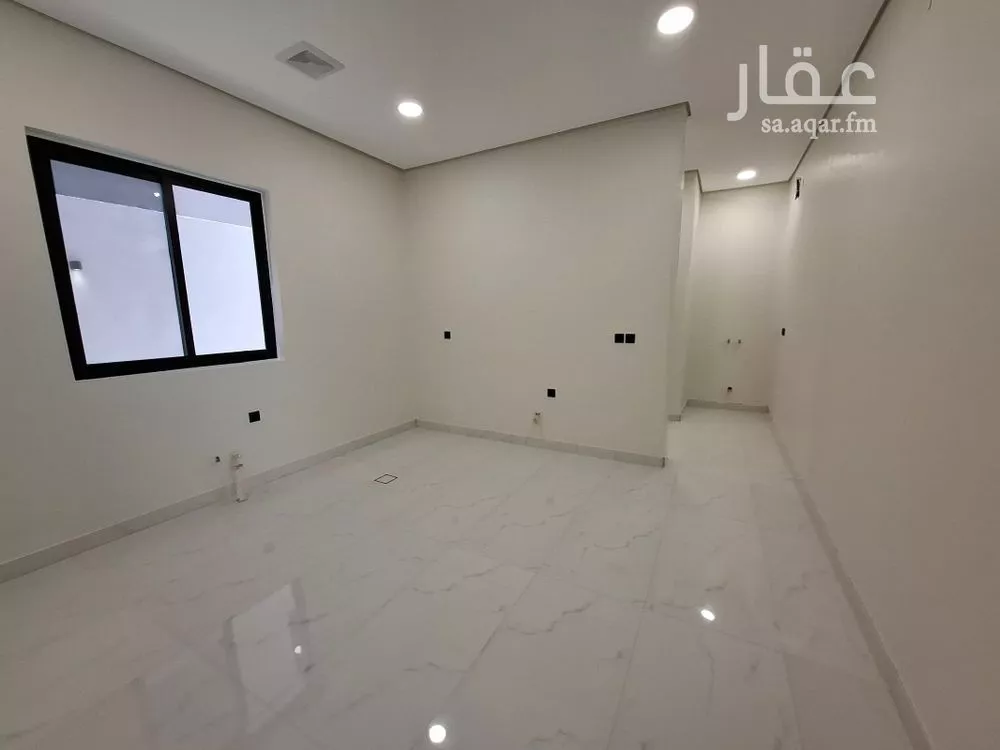 5 bedroom floor in Al Janadriyah 13