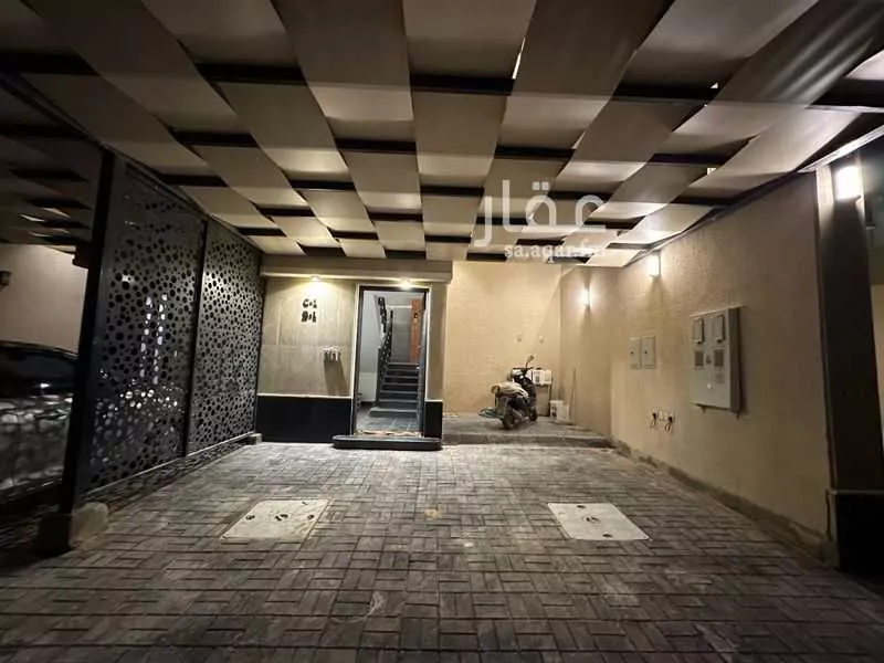 4 bedroom floor in Al Munsiyah 17