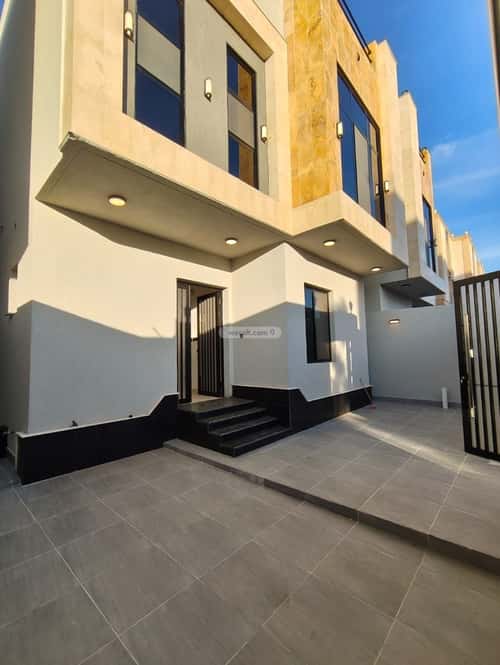 8 bedroom villa in Al Furusiyah 3