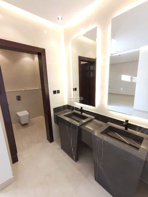 8 bedroom villa in Al Furusiyah 4