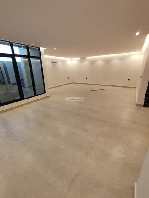 8 bedroom villa in Al Furusiyah 10
