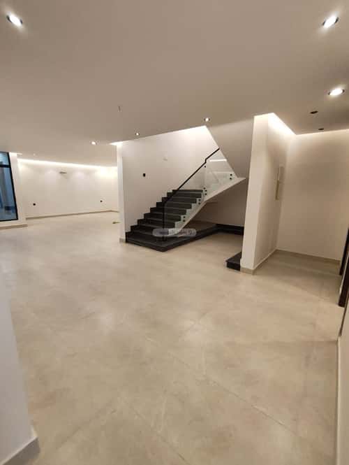 8 bedroom villa in Al Furusiyah 6