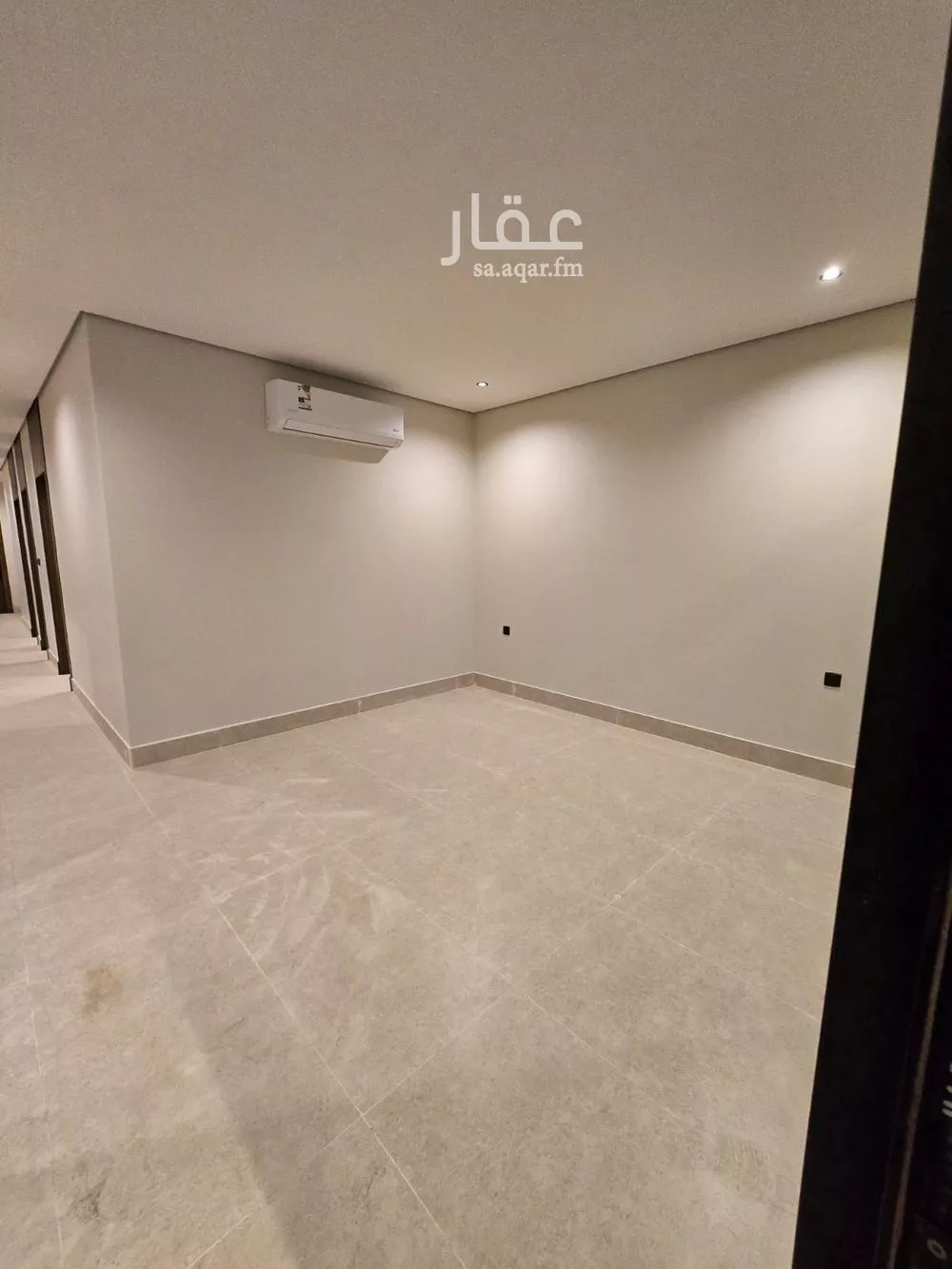 4 bedroom apartment in Al Hamra, Eastern Province 21