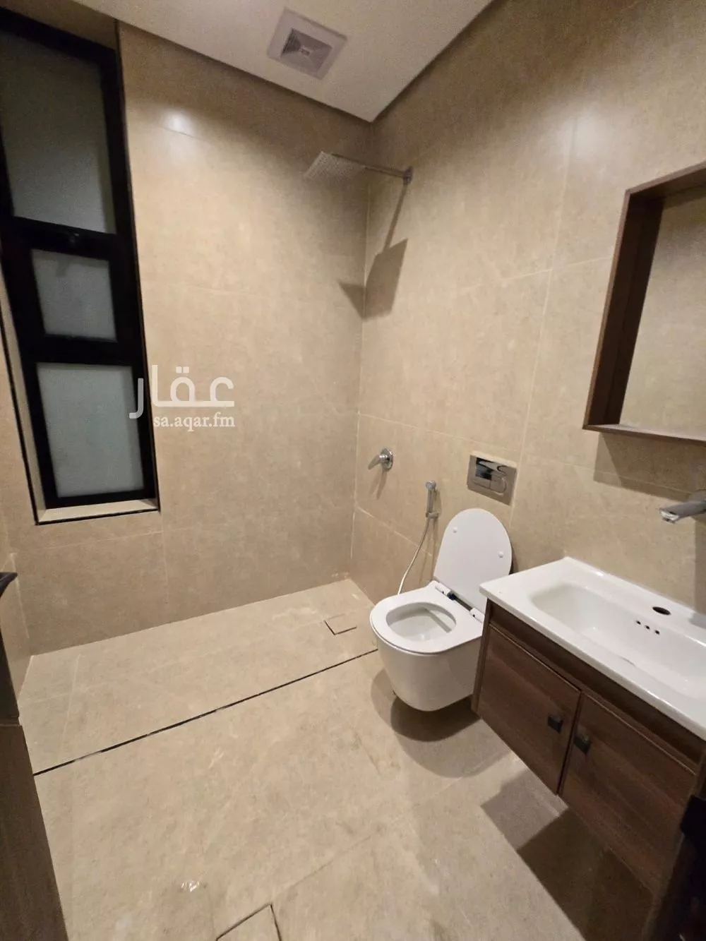 4 bedroom apartment in Al Hamra, Eastern Province 10