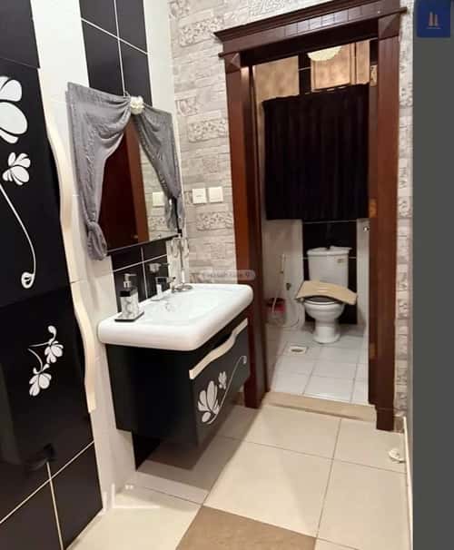 4 bedroom apartment in Al Safaa 5